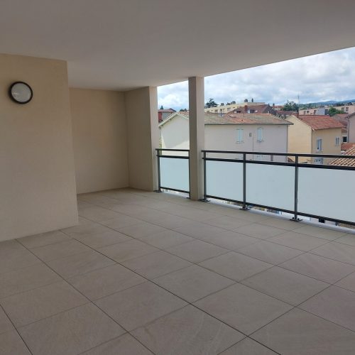 Terrasse B203 LES DEUX RIVES Montbrison